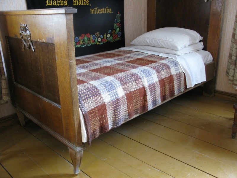 Senlaicīga gulta muzeja "Pikšas" krājumā